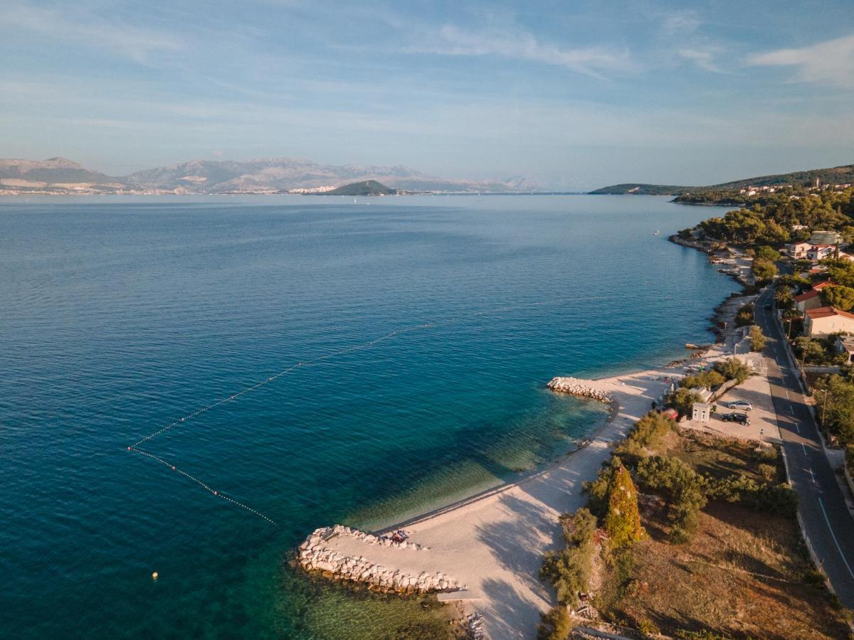 Holiday Home Insulam Mare Trogir Ngoại thất bức ảnh