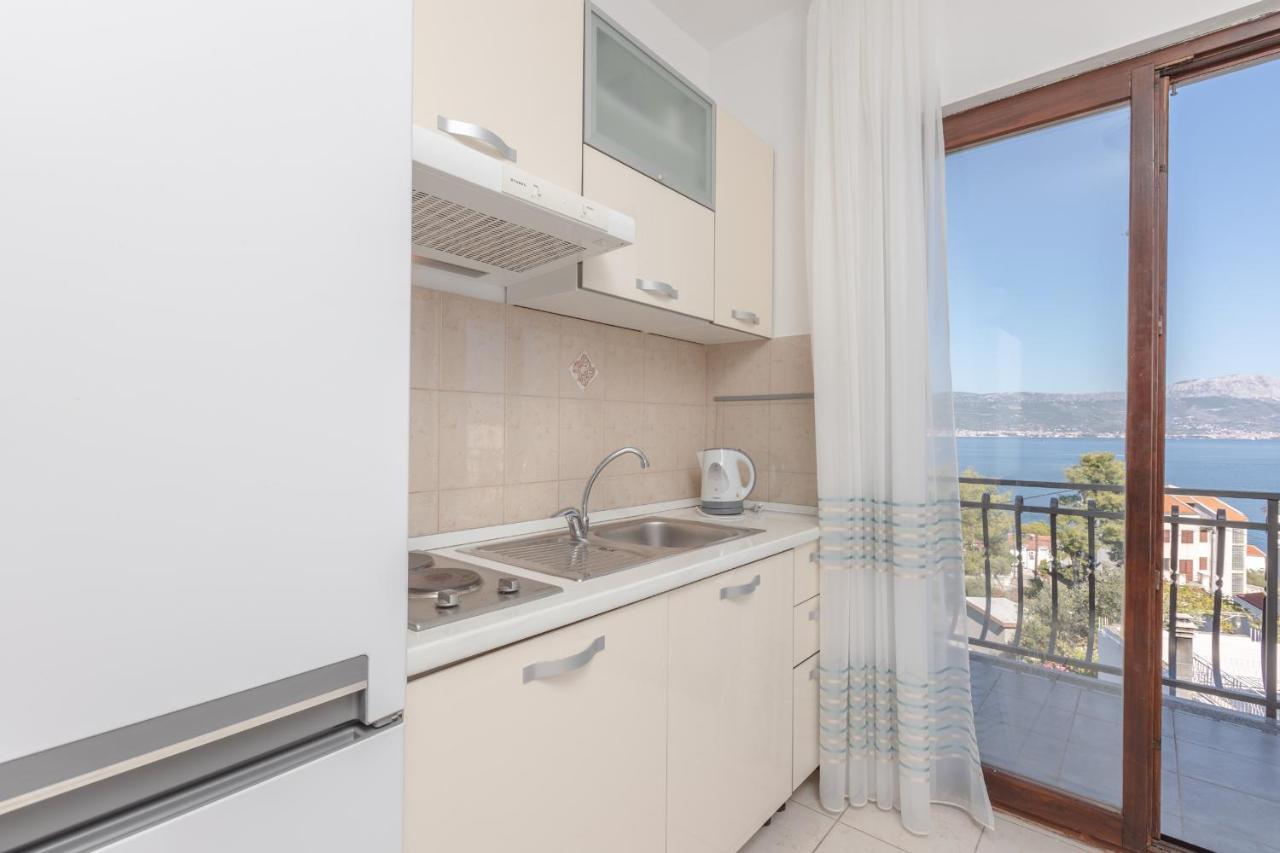 Holiday Home Insulam Mare Trogir Ngoại thất bức ảnh
